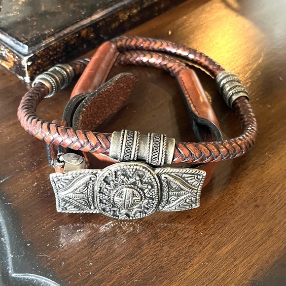 Vintage Chicos Belt Brown Genuine Leather Buckle Unique Southwest Braided Belt - Picture 14 of 14